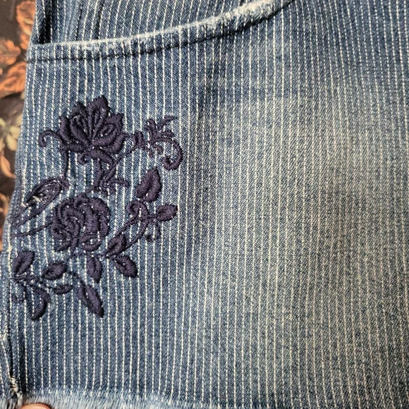 Forever 21 Jean Shorts, Blue with Floral Embroidery, Size US 29 - Picture 6 of 6